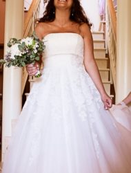 Pronovias strapless wedding dress /trouwjurk